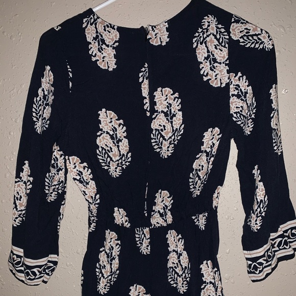 Romper - Picture 2 of 3